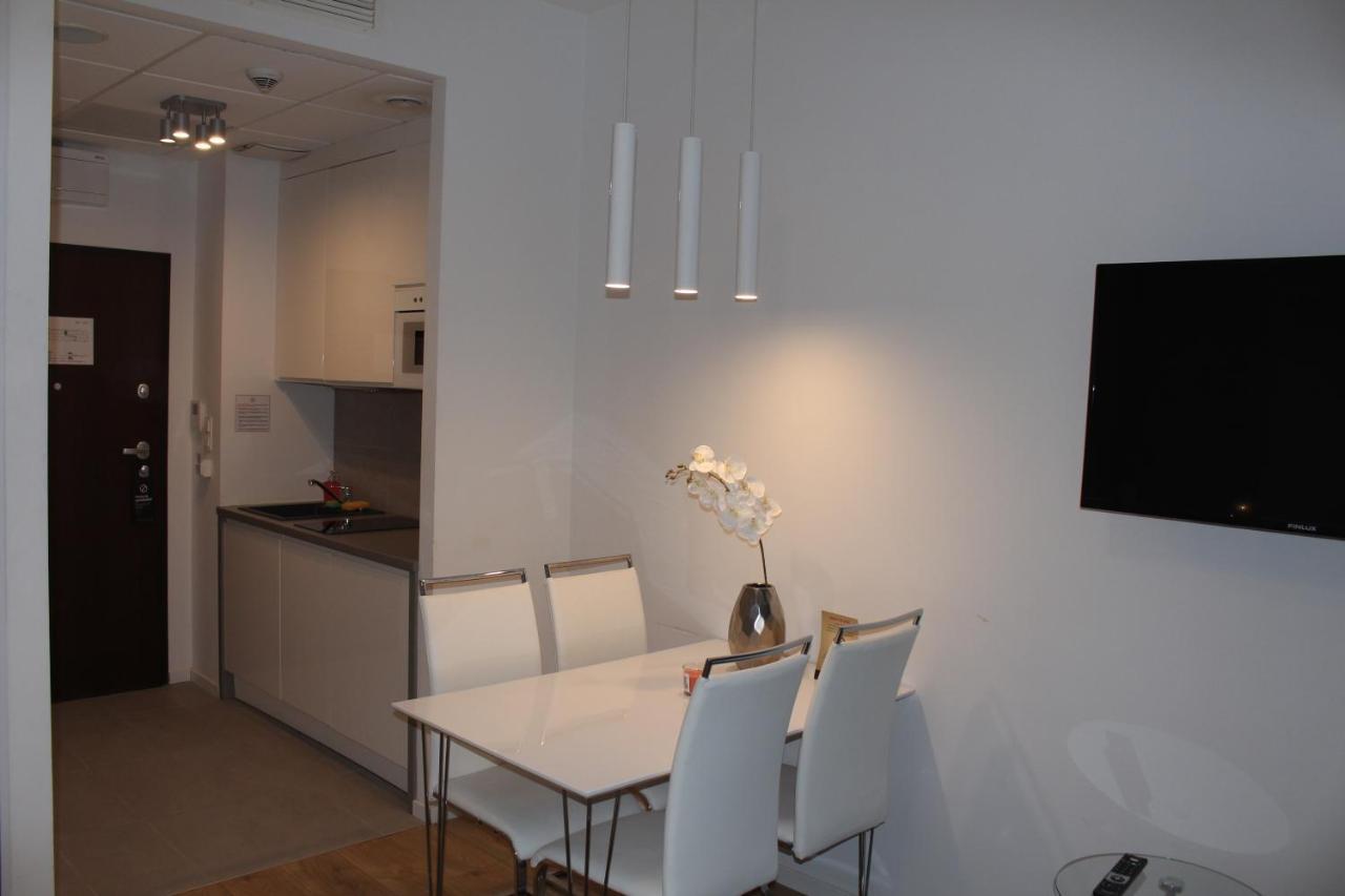 Warsaw Apartments Kasprzaka Street Екстериор снимка