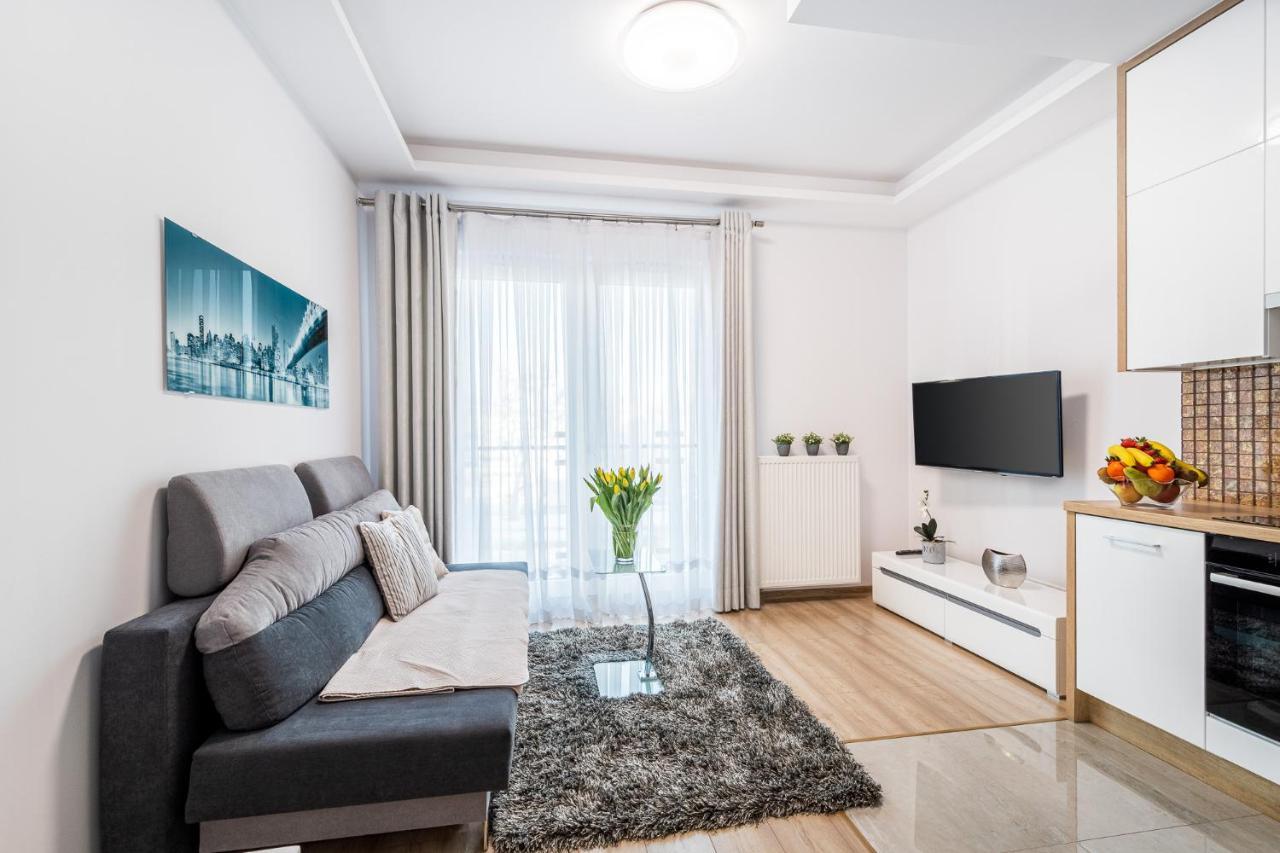 Warsaw Apartments Kasprzaka Street Екстериор снимка