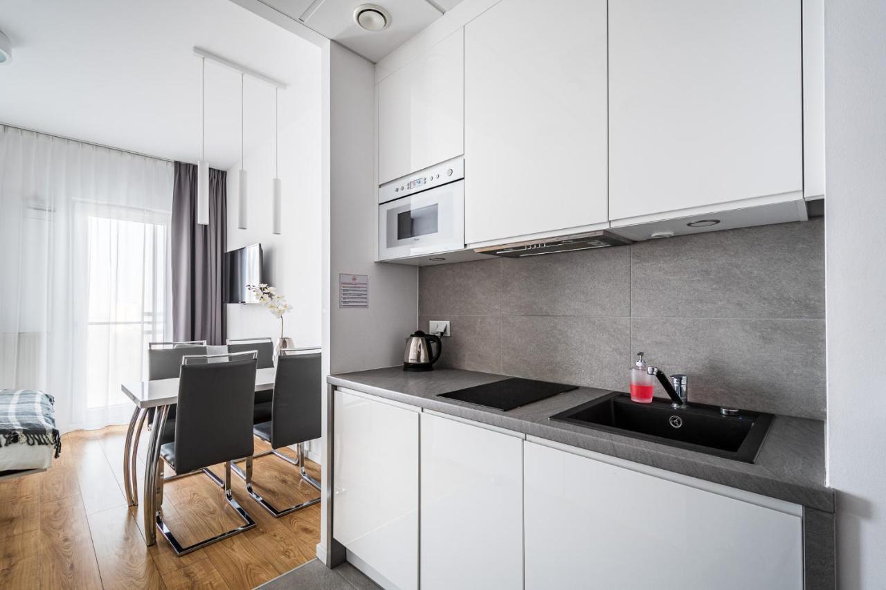 Warsaw Apartments Kasprzaka Street Екстериор снимка