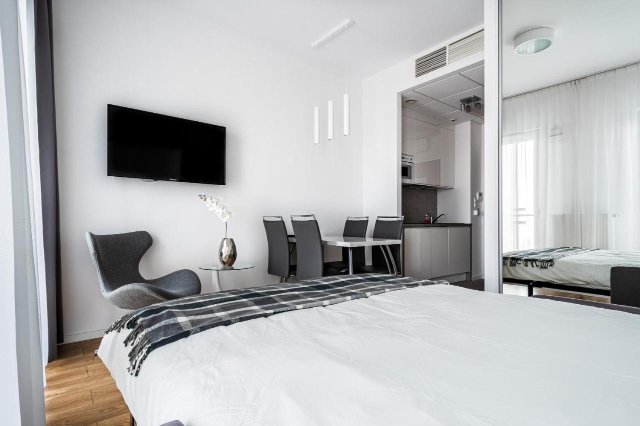 Warsaw Apartments Kasprzaka Street Екстериор снимка