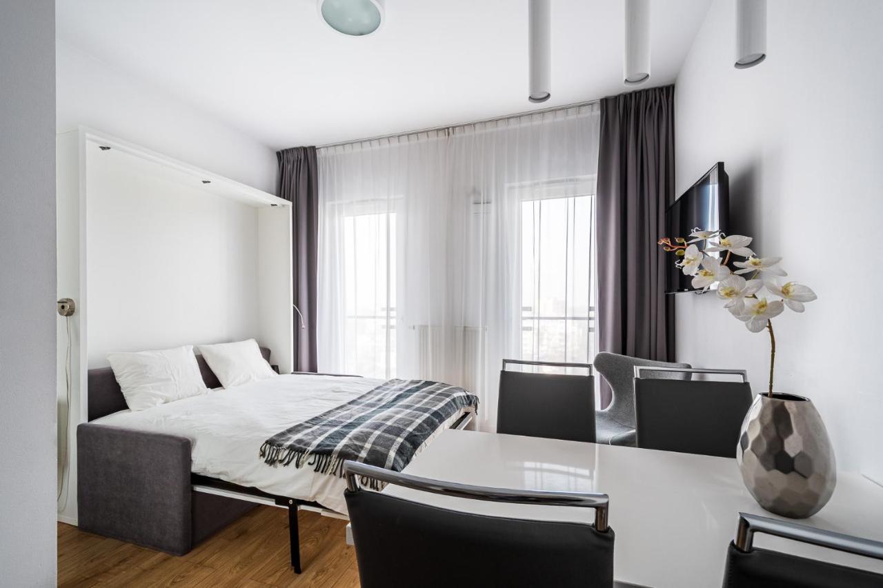 Warsaw Apartments Kasprzaka Street Екстериор снимка