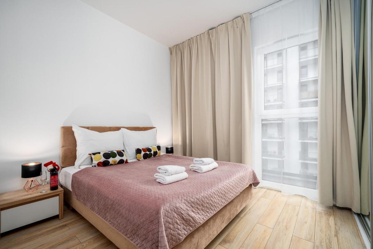 Warsaw Apartments Kasprzaka Street Екстериор снимка